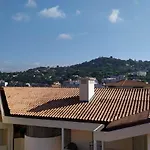 Apartment With Sea View And Balcony